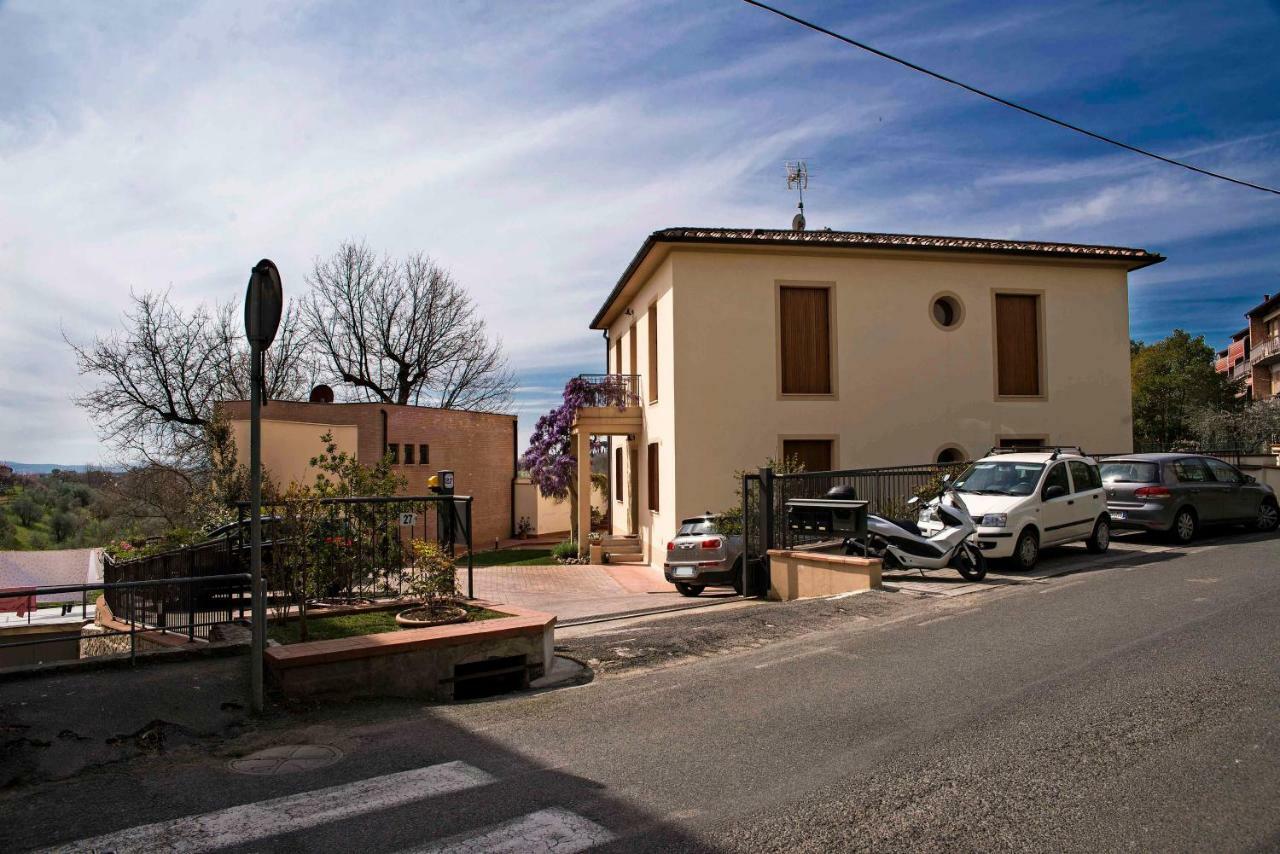Apartmán Casa Il Glicine A Due Passi Dal Centro Siena Exteriér fotografie