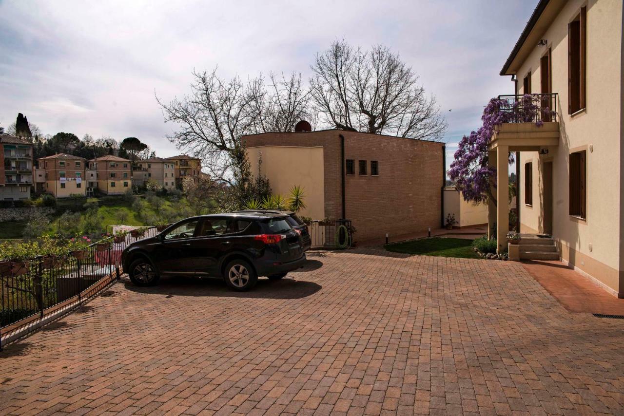 Apartmán Casa Il Glicine A Due Passi Dal Centro Siena Exteriér fotografie